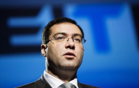 İlham Əliyev Dövlət Neft Fondunun icraçı direktorunu dəyişdi