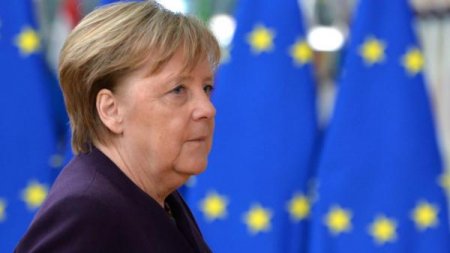 Merkel Trampla savaşdı - G7 zirvəsinə getməyəcək