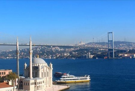 İstanbulda Azərbaycan vətəndaşları qəzaya düşdülər