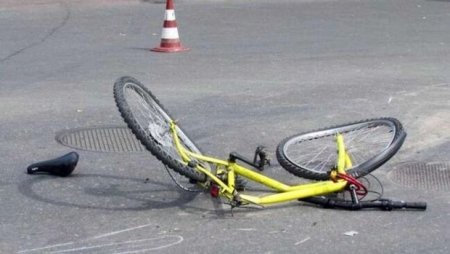 Sabirabadda velosiped sürən 12 yaşlı uşağı maşın vurub öldürdü