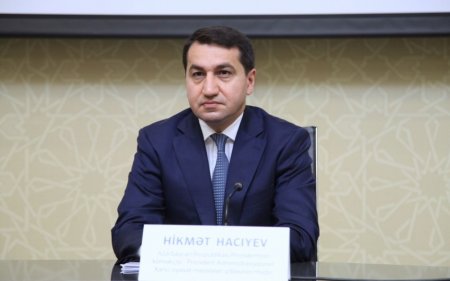 Hikmət Hacıyev: "Azərbaycan təhlükəsizliyi təmin etmək üçün hərbi hədəfləri vurmaq haqqına sahibdir"