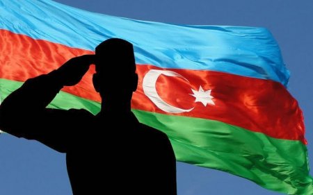 Azərbaycan əsgəri: Şuşada üçrəngli bayrağımızı dalğalandıracağıq! - VIDEO