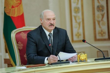 Lukaşenko prezident olmayacağını bildirdi