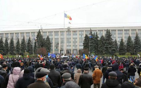 Moldovada hökumət əleyhinə etiraz aksiyası