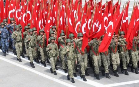 Tarixi an: Türkiyə Ordusu Bakıdadır - VİDEO