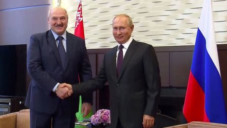 Lukaşenko: “Putindən başqa dostum yoxdur”