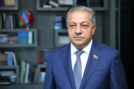 “Azərbaycan jurnalisti öz xalqını sevərək yazmalıdır” – Cavanşir Feyziyev