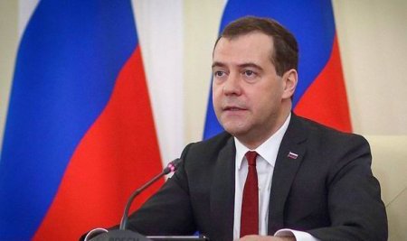 Medvedev Qarabağın statusu məsələsindən danışdı