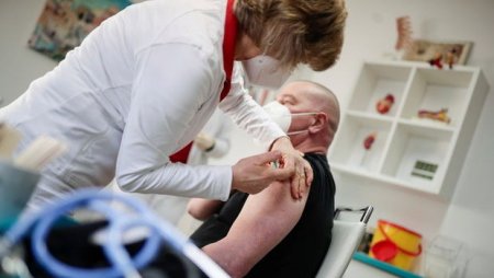 Almaniyada vaksinasiya faizi açıqlandı