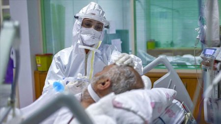 Türkiyədə daha 353 nəfər koronavirusdan ölüb