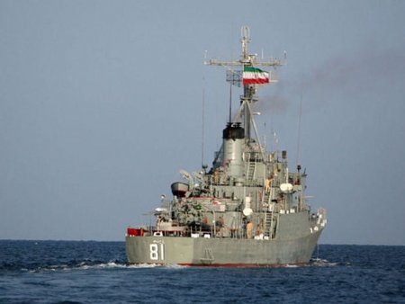 İran hərbi gəmiləri ABŞ-a doğru üzür