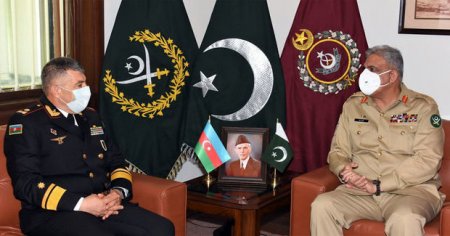 Azərbaycanlı kontr-admiral Pakistan generalı ilə görüşdü