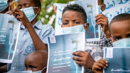 Sudanda onkoloji fəlakət: Uşaqlar etiraza başladılar
