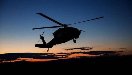 Ekvatorial Qvineyada Fransa hərbi helikopteri içindəki hərbçilərlə birlikdə saxlanılıb