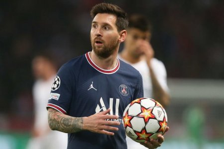 Messi “Qızıl top”a namizədlərdən kimə səs verə biləcəyini etiraf edib