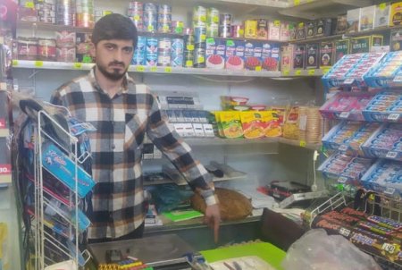 Polis ərzaq mağazasında narkotik satan şəxsi yaxaladı - FOTO