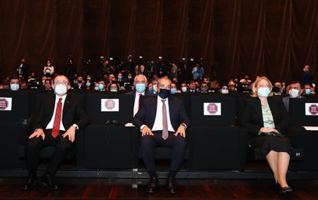 Bakıda Azərbaycan-Türkiyə-Gürcüstan biznes forumu keçirilir - Fotolar