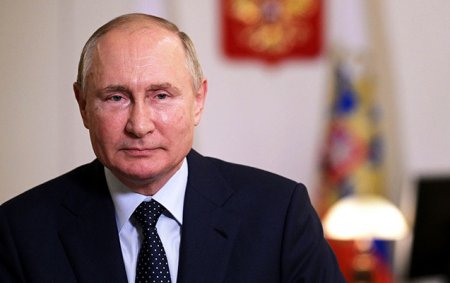 Putin Qazaxıstanı “öz evi” adlandırdı