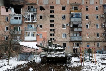 Nikolayev bombardman edildi: Ölən və yaralananlar var