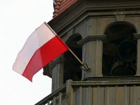 Varşava 40-a yaxın rusiyalı diplomatı ölkədən çıxarır