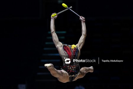 “Yay kimi dartınıb, ox kimi süzüb”: Gimnastların Bakıda keçirilən yarışından FOTOREPORTAJ