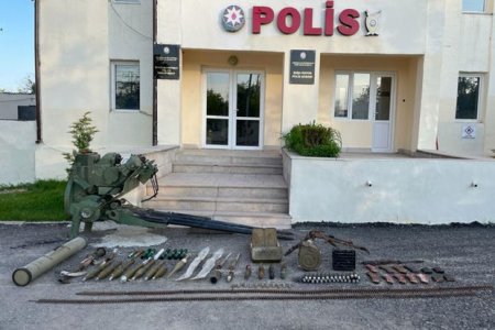 Şuşada DTX, polis və agentlik əməkdaşlarından əməliyyat: Xeyli silah-sursat tapıldı