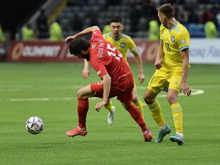 Canni De Byazi “Qarabağ”ın iki futbolçusunu iştirak ərizəsindən çıxartdı