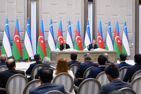 Azərbaycan lideri: “Səhvləri bağışlamayacağıq, amma yaxşı nəticələr olsa onları tərifləməyə şad olarıq”