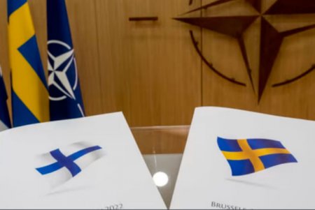 Finlandiya və İsveç xarici işlər nazirləri alyansa qoşulmaq haqqında protokol imzaladılar