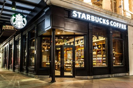 “Starbucks”ın Rusiyadakı aktivlərinın satışı tamamlandı