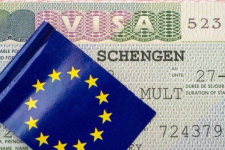 Avropa Komissiyası rusiyalılara viza verilməsinə dair yeni tövsiyələr dərc etdi - FOTO