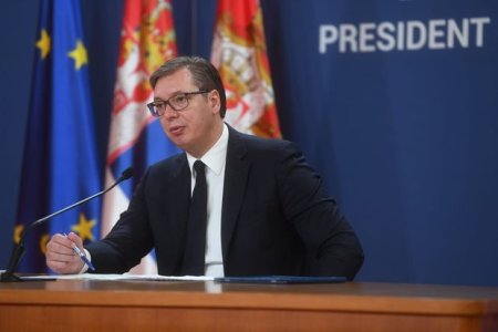 Serbiya prezidenti: “Mənim böyük ailəmdə gey var”