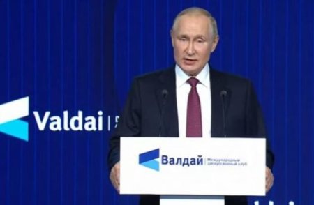 Putin: “Rusiya Ermənistanla Azərbaycan arasında sülh müqaviləsinin bağlanması ideyasını dəstəkləyir”