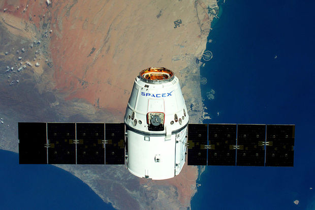 “SpaceX” gizli missiya üçün hərbi peykləri orbitə çıxaracaq