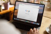 “Google Chrome”dan istifadəçilərinə ÇAĞIRIŞ