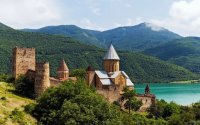 Gürcüstanın turizm gəlirləri ötən il 4 milyard ABŞ dollarını ötüb
