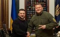 KİV: "İstefaya göndərilmiş keçmiş baş komandan Ukraynanın prezidenti ola bilər"