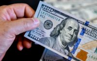 FED: Rusiyaya qarşı sanksiyalar ABŞ dollarının rolunu zəiflədə bilər