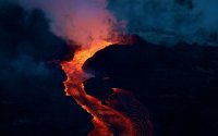 Havayda Kilauea vulkanı 50 il aradan sonra püskürməyə başlayıb